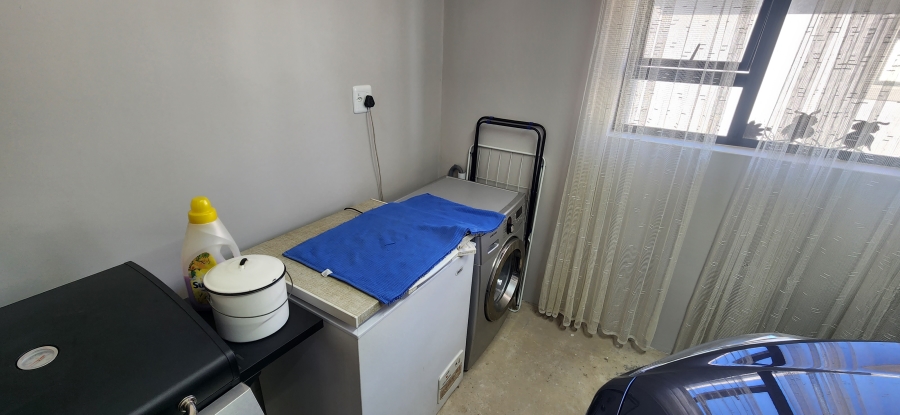 3 Bedroom Property for Sale in Dana Bay Western Cape